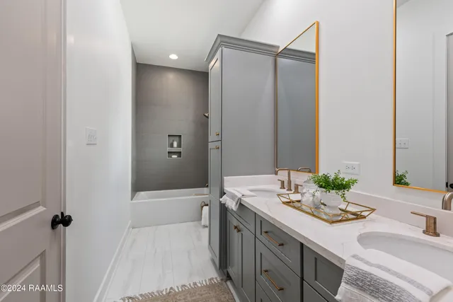 $1,725 | 120 Mayberry Grv Street, Youngsville, LA 70592