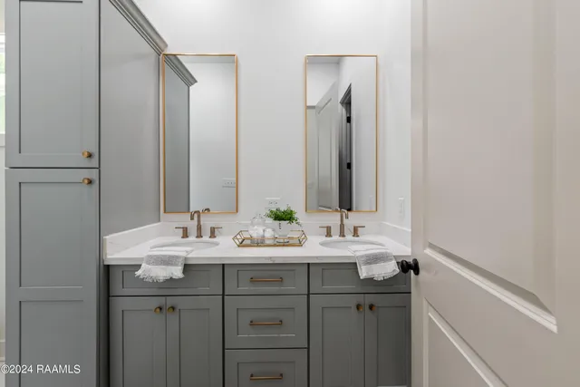 $1,725 | 120 Mayberry Grv Street, Youngsville, LA 70592