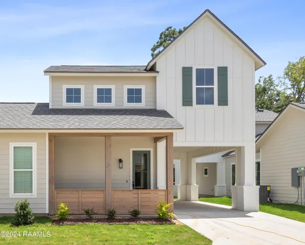 $1,725 | 120 Mayberry Grv Street, Youngsville, LA 70592