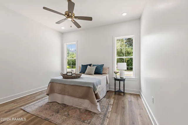 $1,725 | 120 Mayberry Grv Street, Youngsville, LA 70592