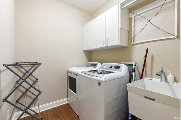 $399,900 | 1245 Bunting Drive, Fort Wayne, IN 46825