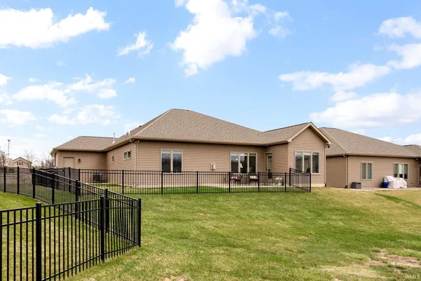 $399,900 | 1245 Bunting Drive, Fort Wayne, IN 46825