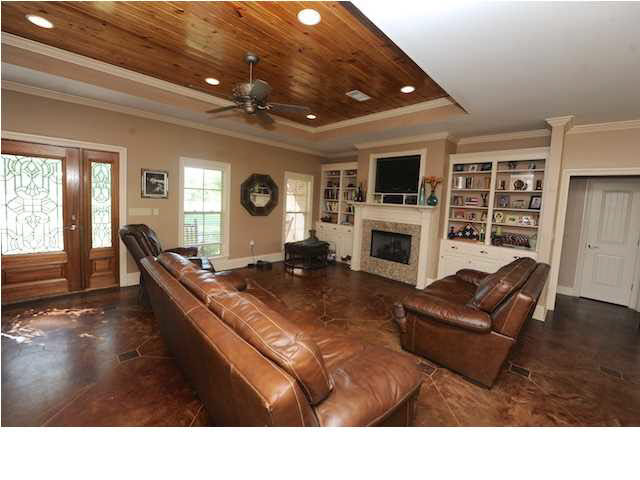 1310 Cassidy Road Terry, MS 39170 - Photo 11 of 23 Living Space