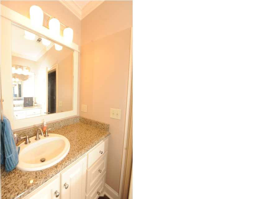 1310 Cassidy Road Terry, MS 39170 - Photo 18 of 23 Hall Bath