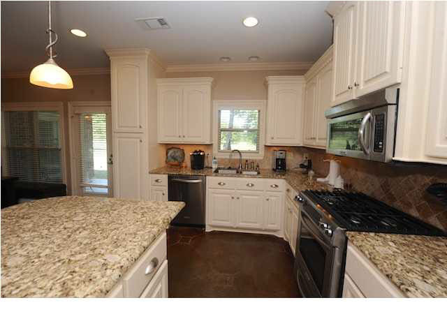 1310 Cassidy Road Terry, MS 39170 - Photo 7 of 23 Kitchen