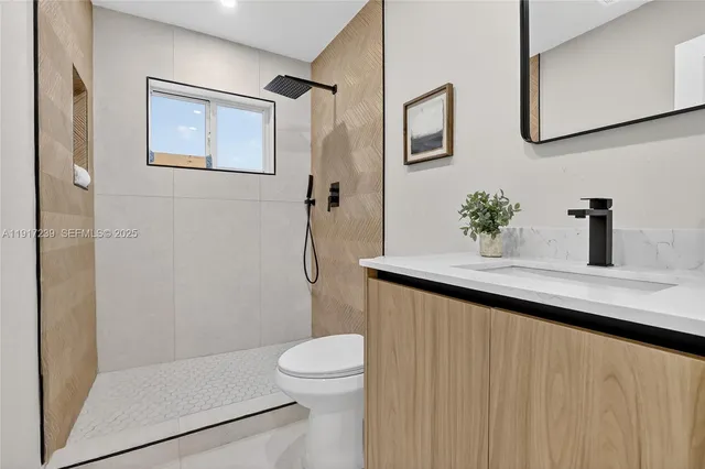 $524,000 | 2805 Northwest 210th Terrace, Miami Gardens, FL 33056