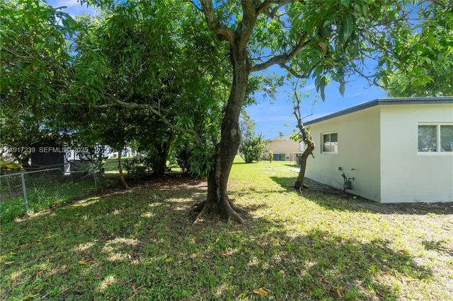 $524,000 | 2805 Northwest 210th Terrace, Miami Gardens, FL 33056