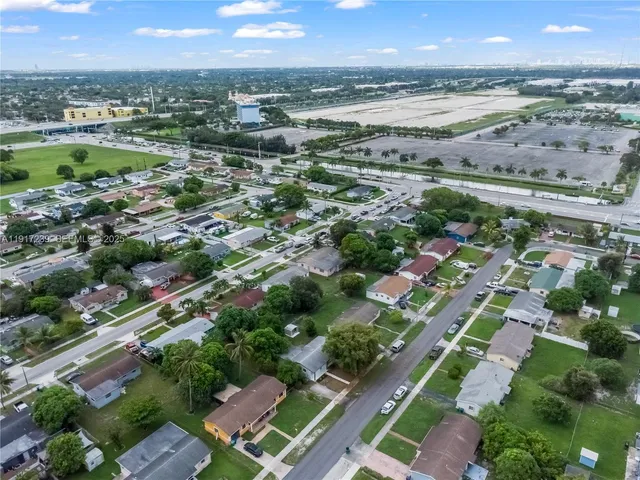 $524,000 | 2805 Northwest 210th Terrace, Miami Gardens, FL 33056