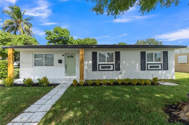 $524,000 | 2805 Northwest 210th Terrace, Miami Gardens, FL 33056