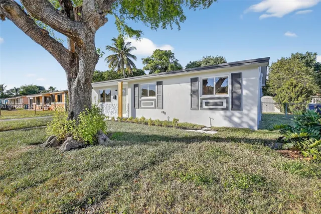 $524,000 | 2805 Northwest 210th Terrace, Miami Gardens, FL 33056