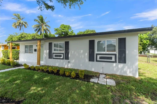 $524,000 | 2805 Northwest 210th Terrace, Miami Gardens, FL 33056