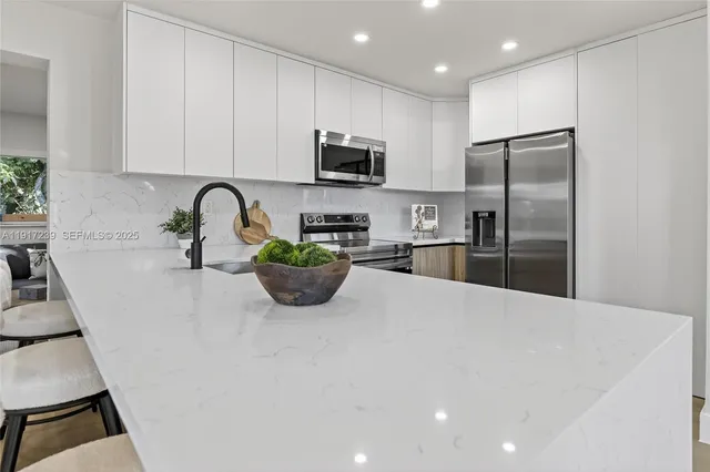 $524,000 | 2805 Northwest 210th Terrace, Miami Gardens, FL 33056