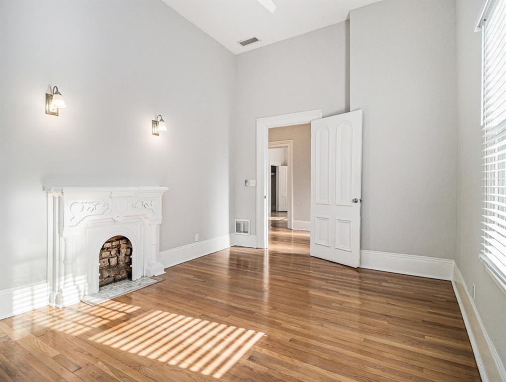 74 Boulevard Southeast Atlanta, GA 30312 - Photo 4 of 11 a view of a livingroom with wooden floor and a rug