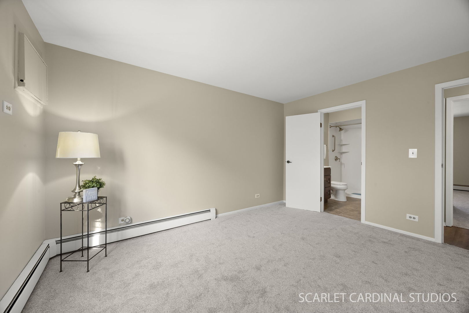 465 Echo Lane, Unit 2 Aurora, IL 60504 - Photo 8 of 12 a view of an empty room