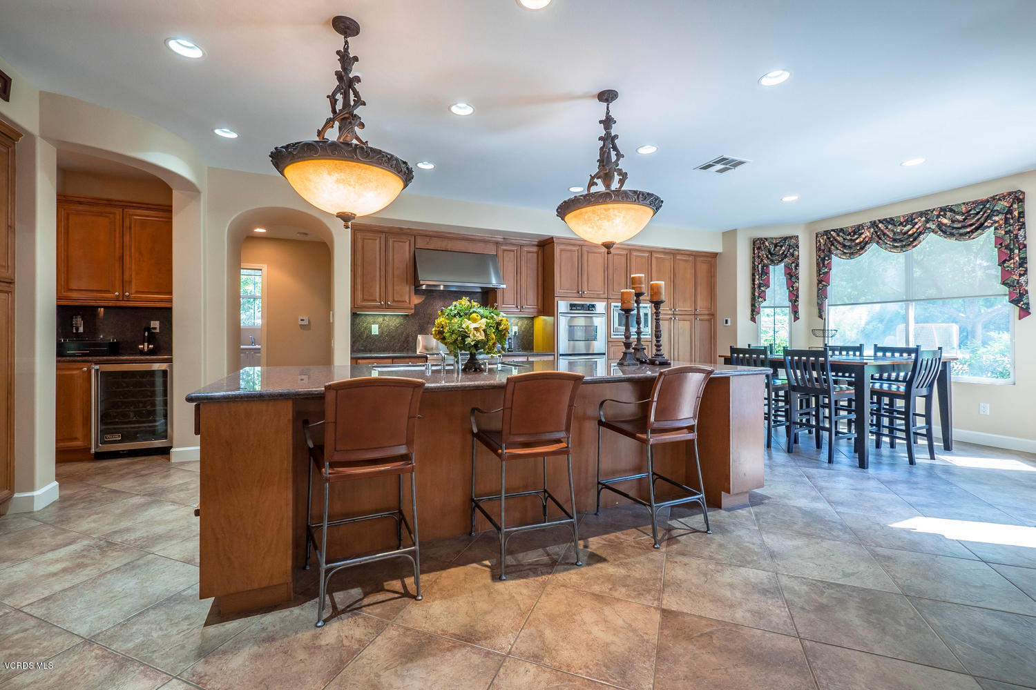 782 Running Creek Simi Valley, CA 93065 - Photo 12 of 49 a view of a dining room with furniture