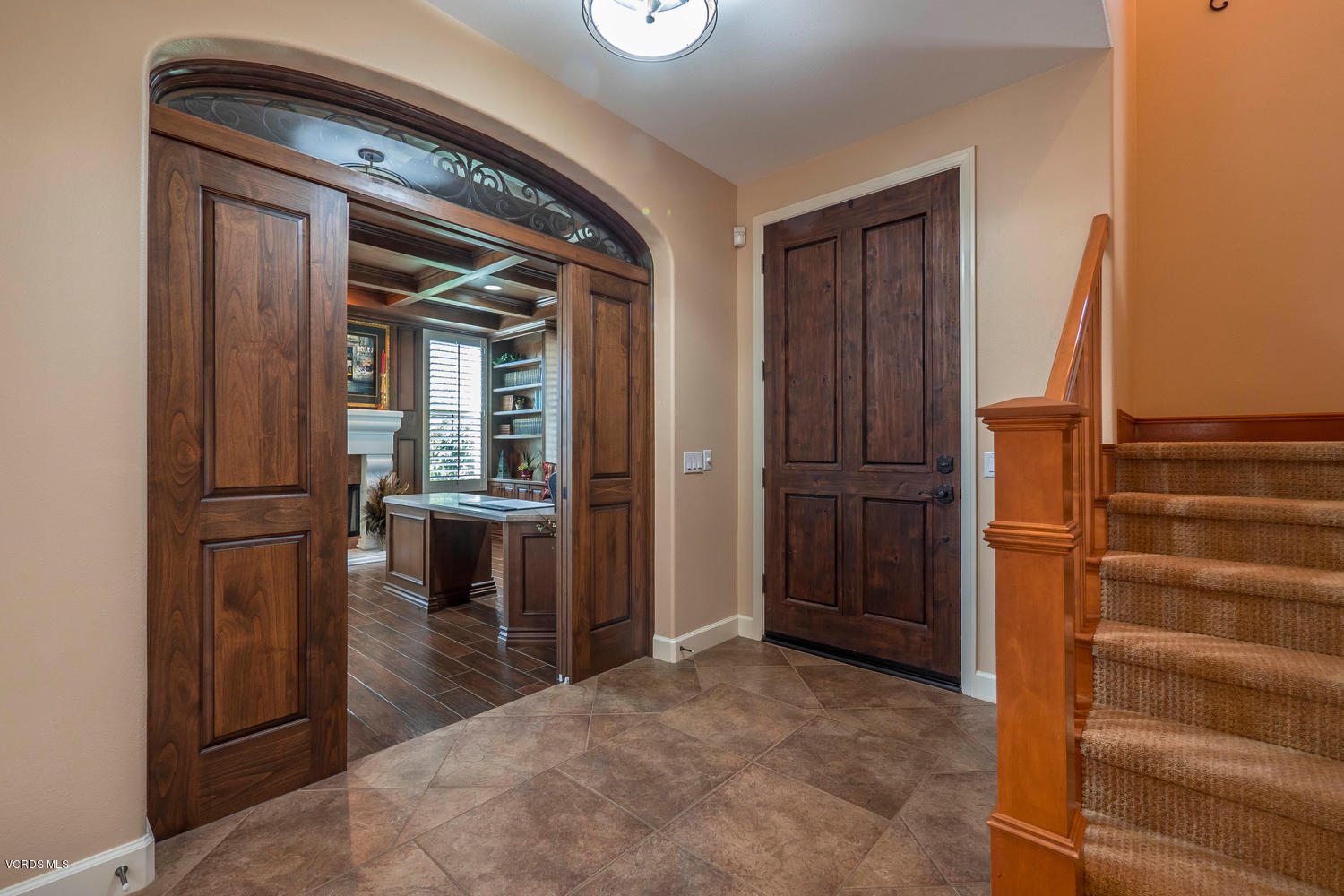 782 Running Creek Simi Valley, CA 93065 - Photo 6 of 49