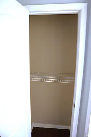 $2,100 | 3900 Bronson Lane, Evansville, IN 47711