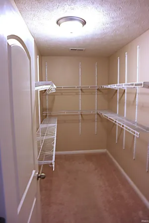 $1,980 | 3900 Bronson Lane, Evansville, IN 47711