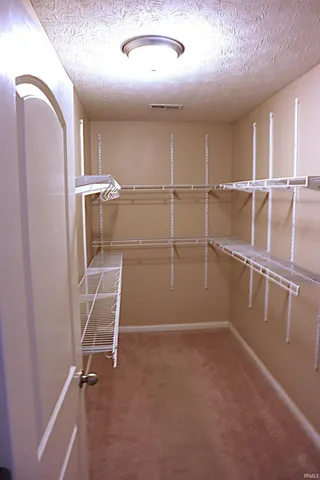 $2,100 | 3900 Bronson Lane, Evansville, IN 47711