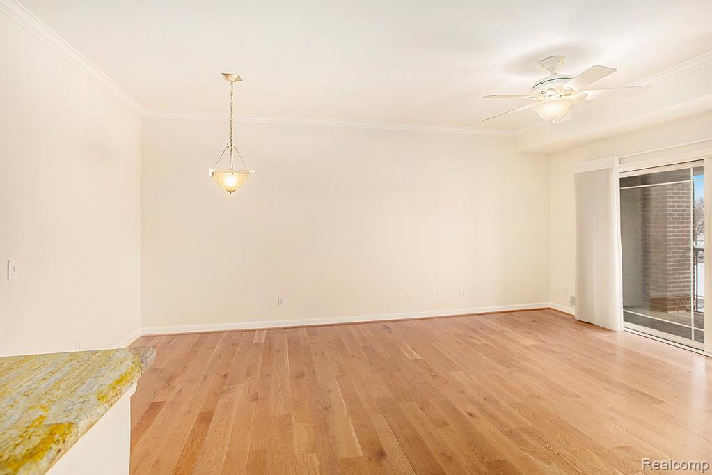 283 South Zeeb Road, Unit 204 Ann Arbor, MI 48103 - Photo 10 of 28