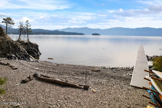 $399,000 | Nka Deer Haven Drive, Hope, ID 83836