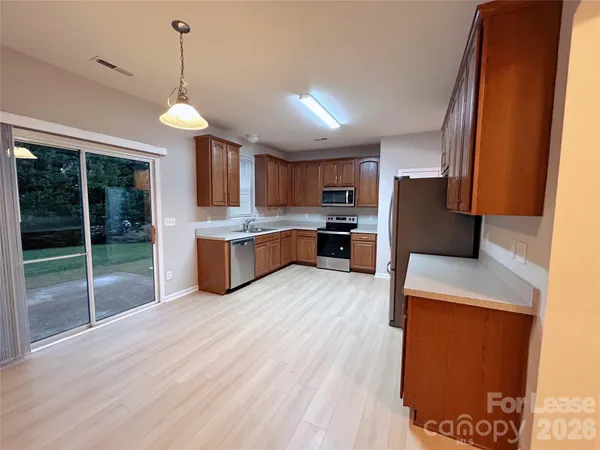 $2,599 | 6523 Manitoba Lane, Charlotte, NC 28277