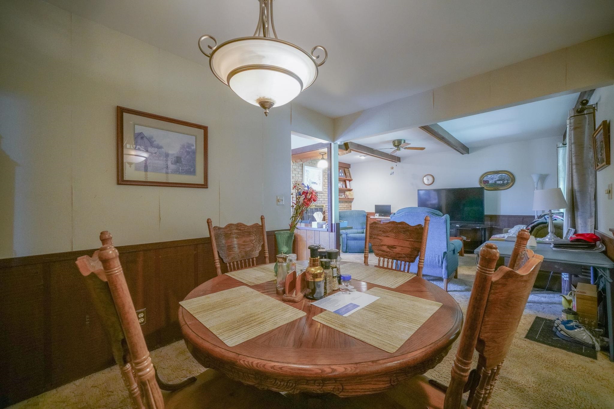 210 Drake Avenue Rochelle, IL 61068 - Photo 5 of 25
