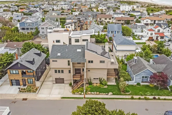 $2,799,000 | 29 Bath Street, Lido Beach, NY 11561