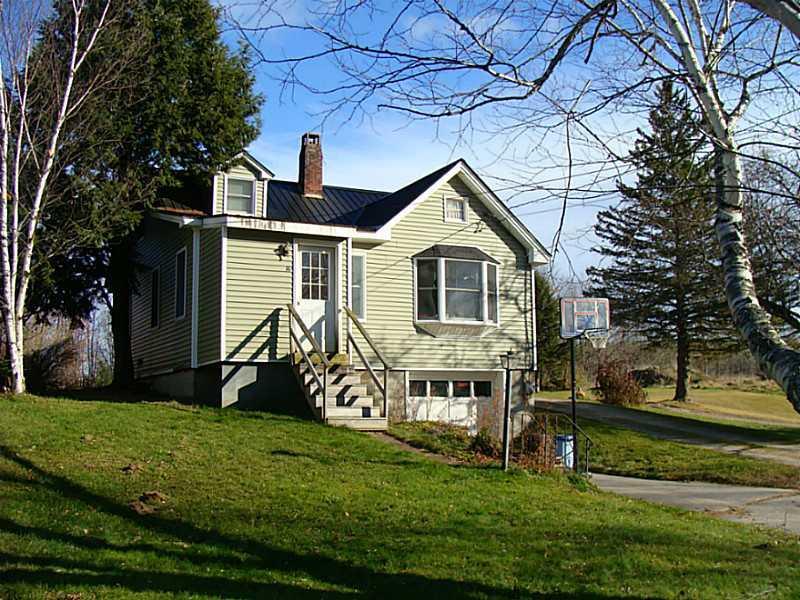76 East Oxford Road South Paris, ME 04281 - Photo 22 of 24 Exterior Front.