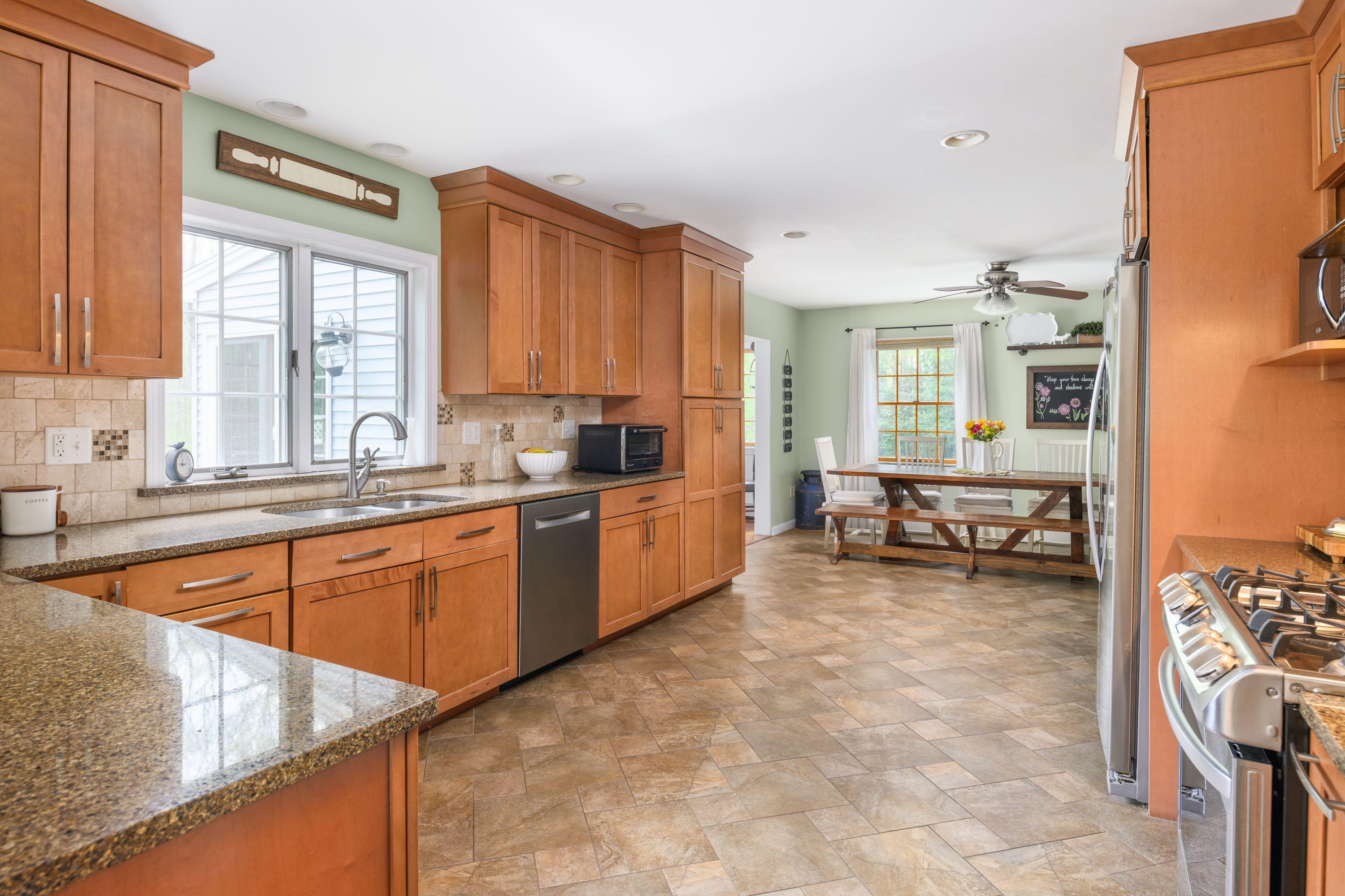 19 Hemlock Ridge Lane York, ME 03909 - Photo 11 of 44 Kitchen