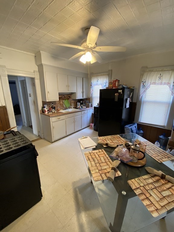 38 Chase Avenue Springfield, MA 01108 - Photo 10 of 39 Gallery Image 10