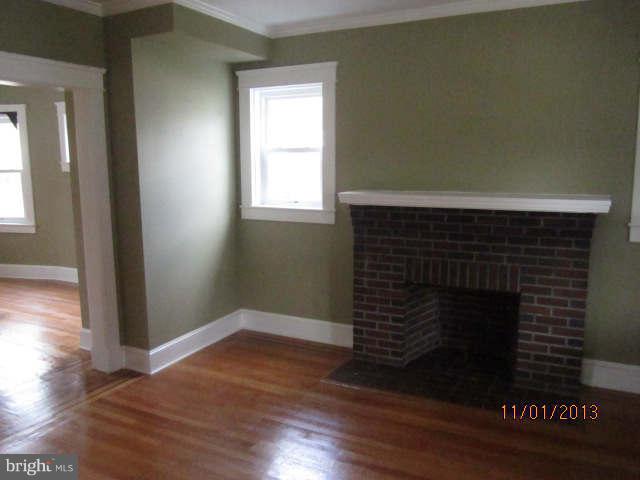 3700 Copley Road Baltimore, MD 21215 - Photo 3 of 20 Living Room