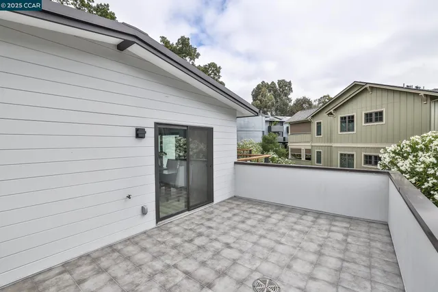 $6,000 | 946 Risa Road, Unit B, Lafayette, CA 94549