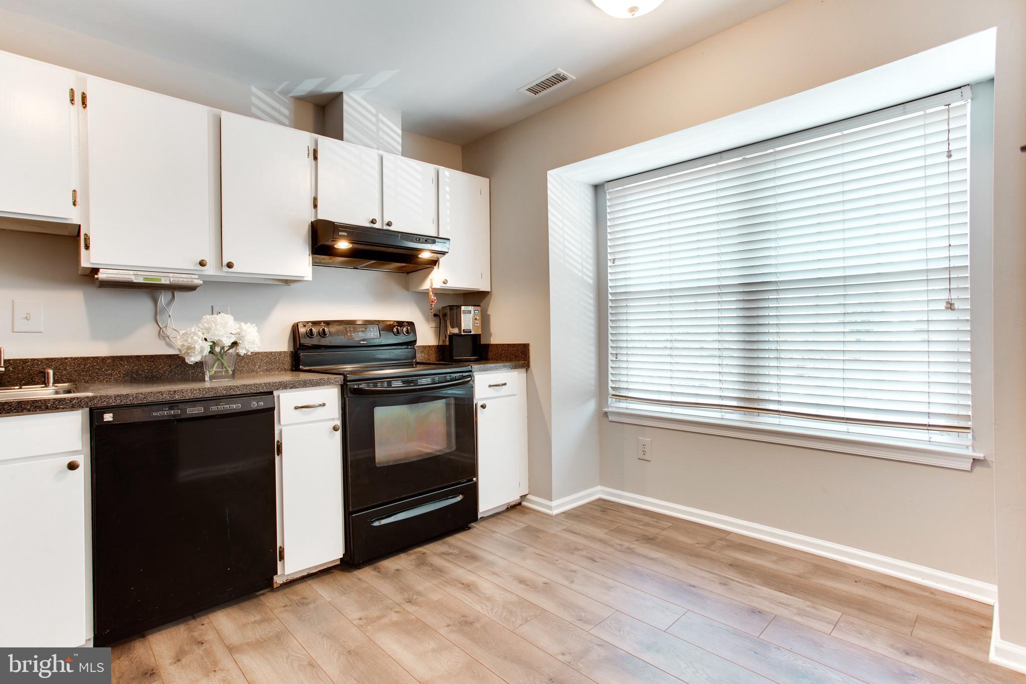 4028 Spring Run Court, Unit 5D Chantilly, VA 20151 - Photo 12 of 30 Gallery Image 12