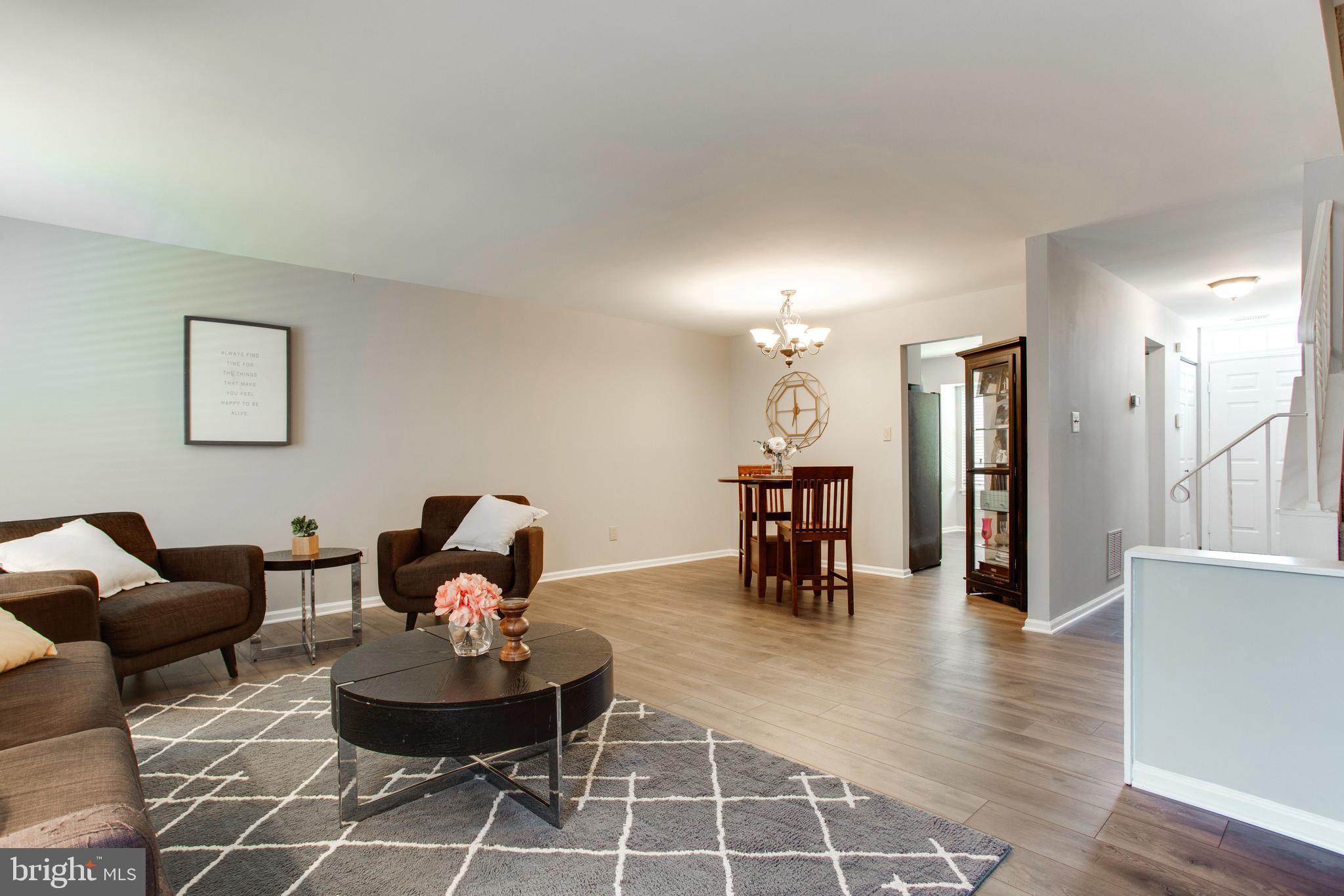 4028 Spring Run Court, Unit 5D Chantilly, VA 20151 - Photo 4 of 30 Gallery Image 4