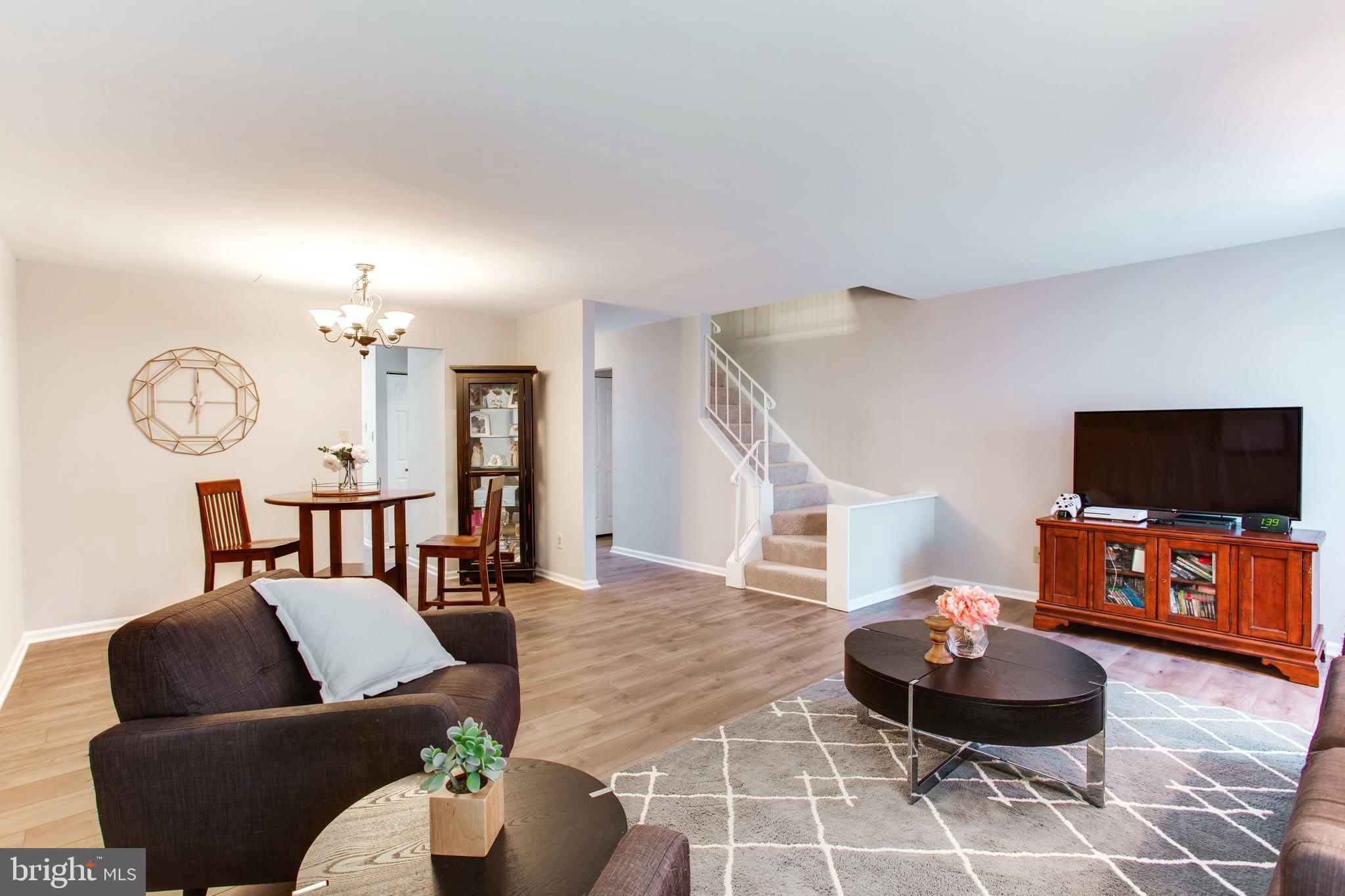 4028 Spring Run Court, Unit 5D Chantilly, VA 20151 - Photo 5 of 30 Gallery Image 5