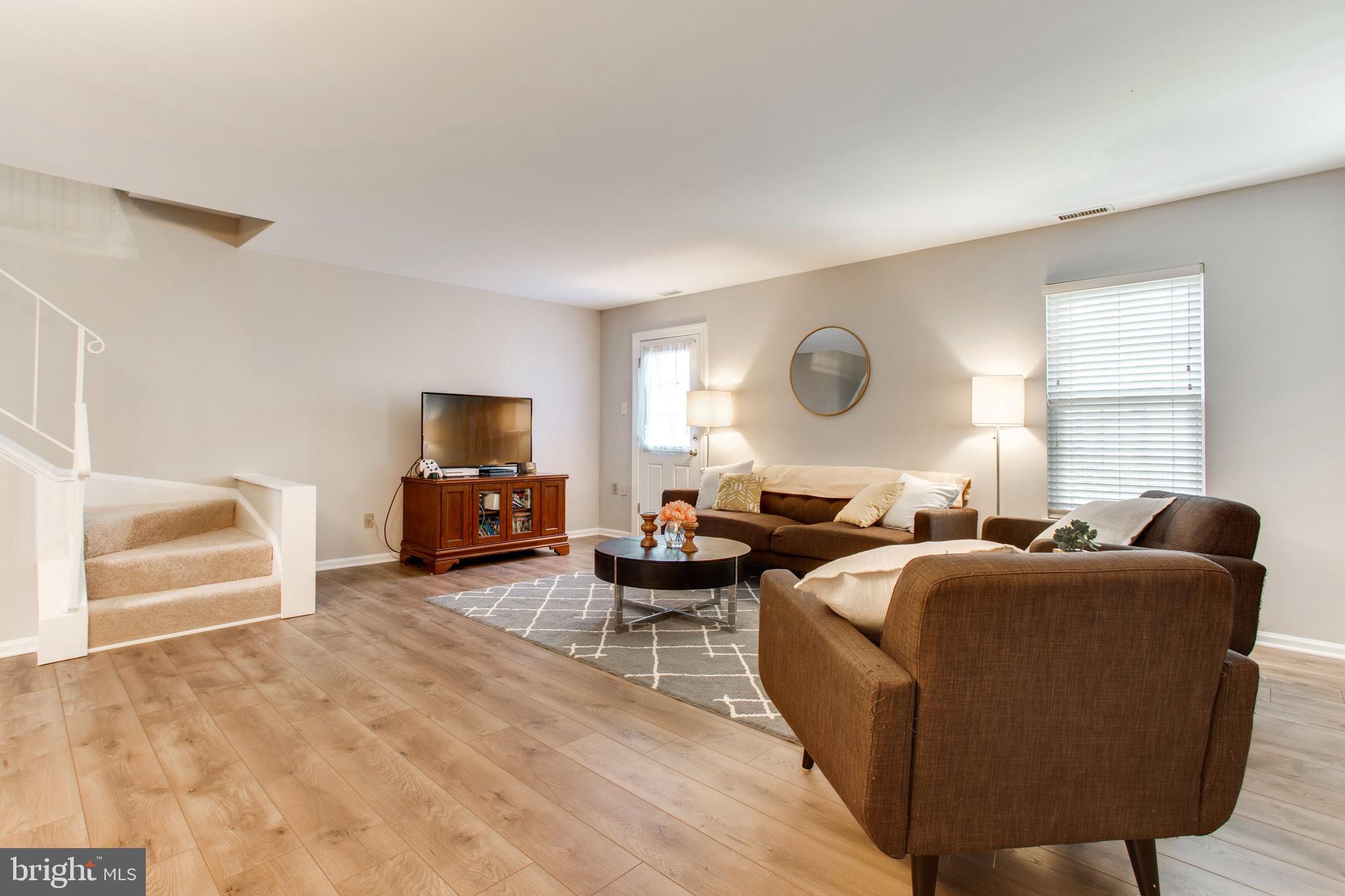 4028 Spring Run Court, Unit 5D Chantilly, VA 20151 - Photo 6 of 30 Gallery Image 6