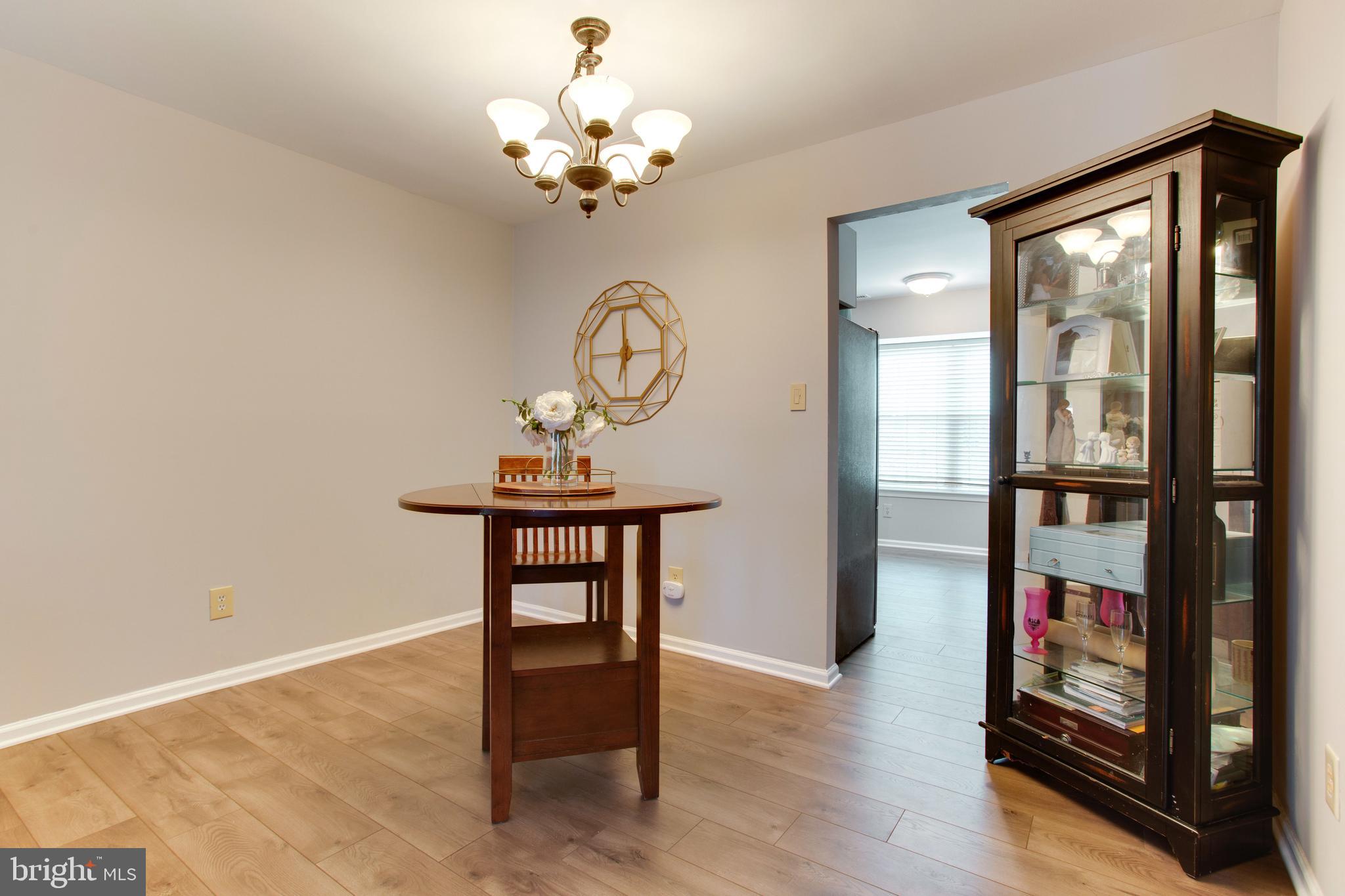 4028 Spring Run Court, Unit 5D Chantilly, VA 20151 - Photo 7 of 30 Gallery Image 7