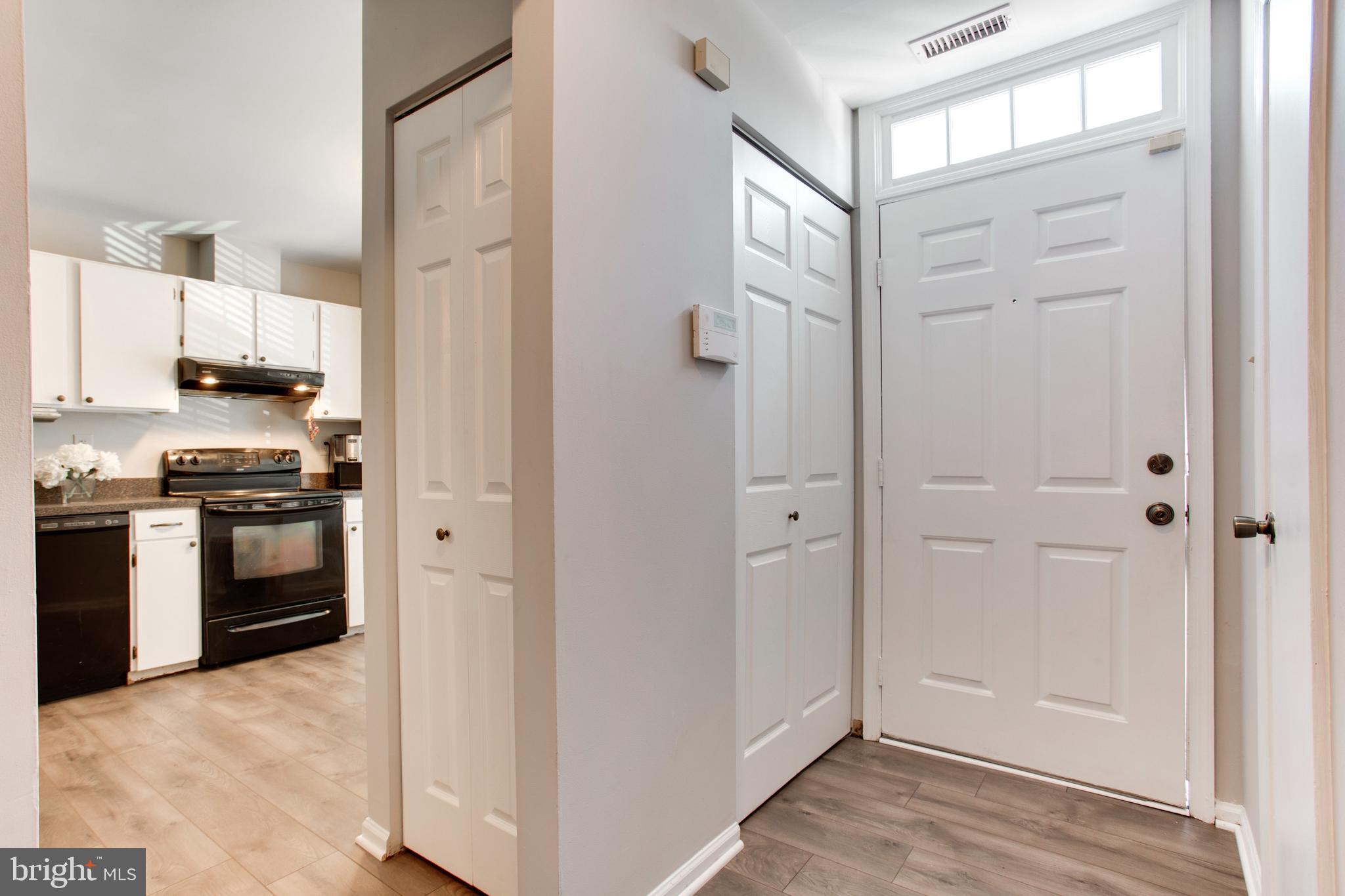 4028 Spring Run Court, Unit 5D Chantilly, VA 20151 - Photo 8 of 30 Gallery Image 8