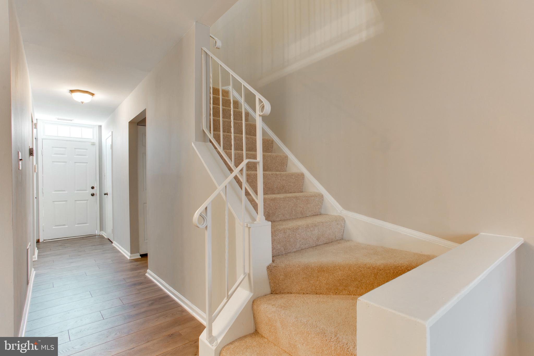 4028 Spring Run Court, Unit 5D Chantilly, VA 20151 - Photo 10 of 30 Gallery Image 10