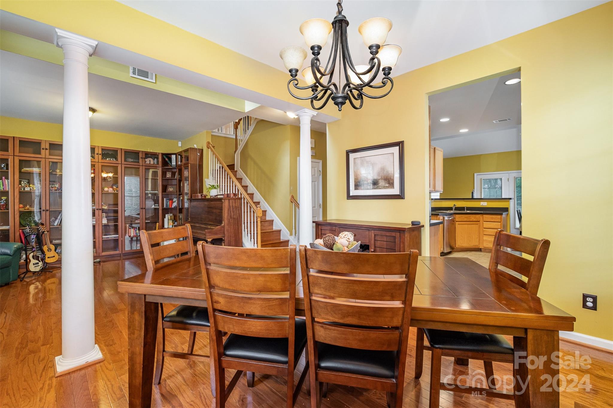10946 Stone Trail Road Charlotte, NC 28213 - Photo 5 of 34 Gallery Image 5