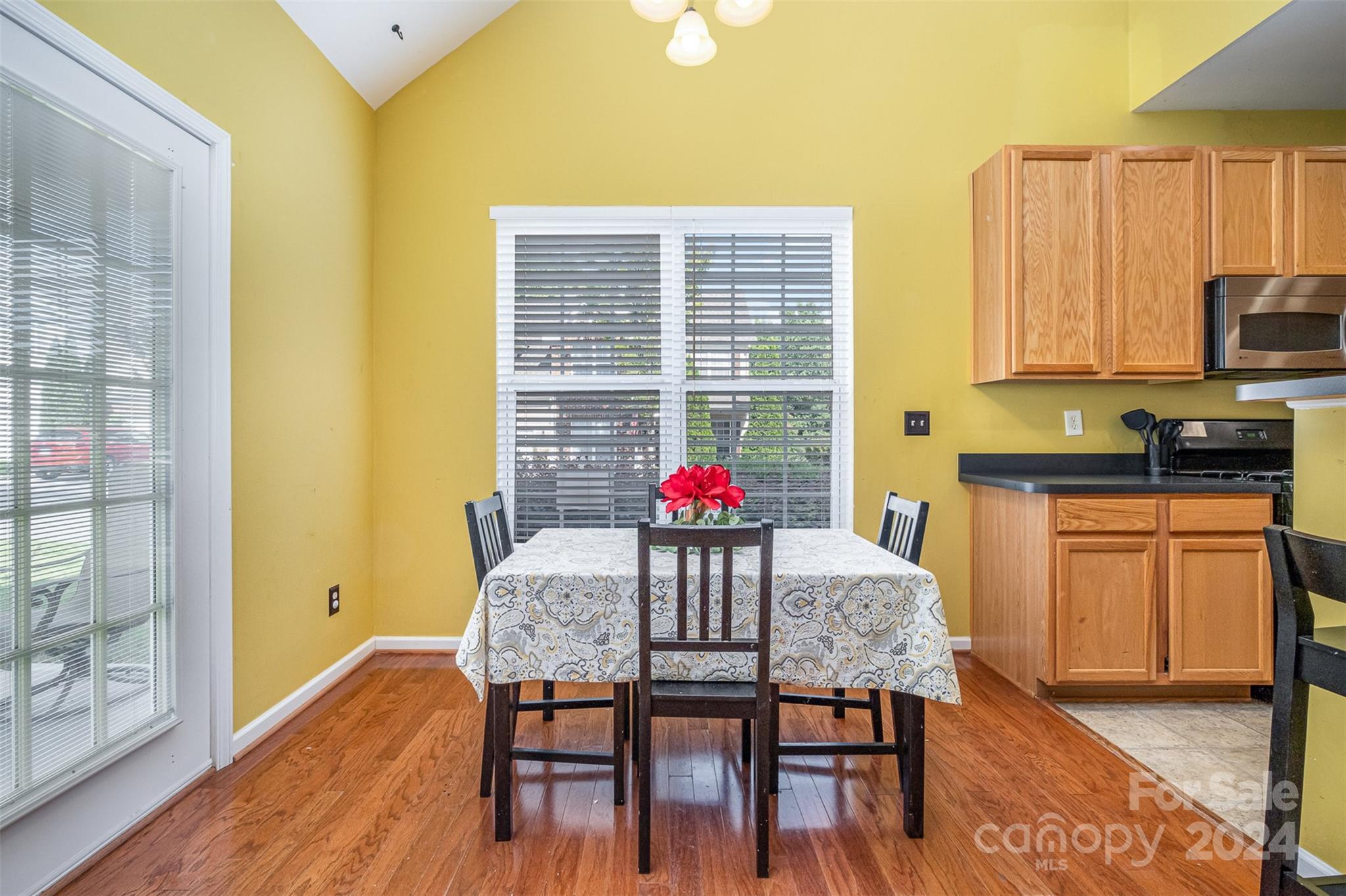 10946 Stone Trail Road Charlotte, NC 28213 - Photo 10 of 34 Gallery Image 10