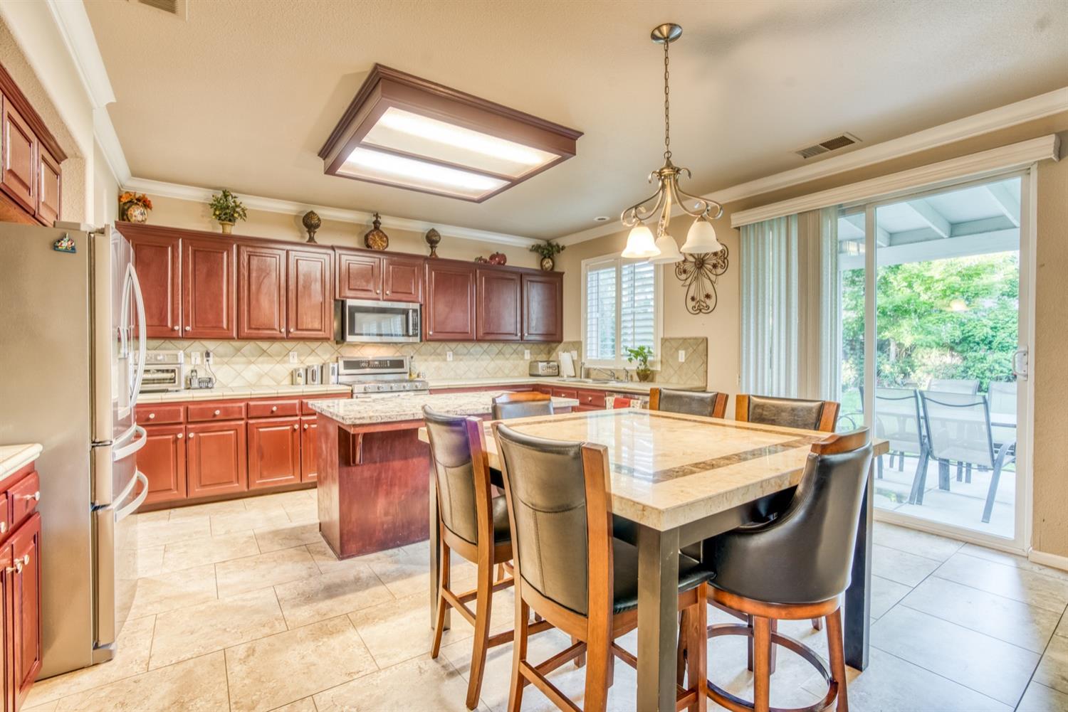 1967 Coventry Avenue Clovis, CA 93611 - Photo 14 of 45