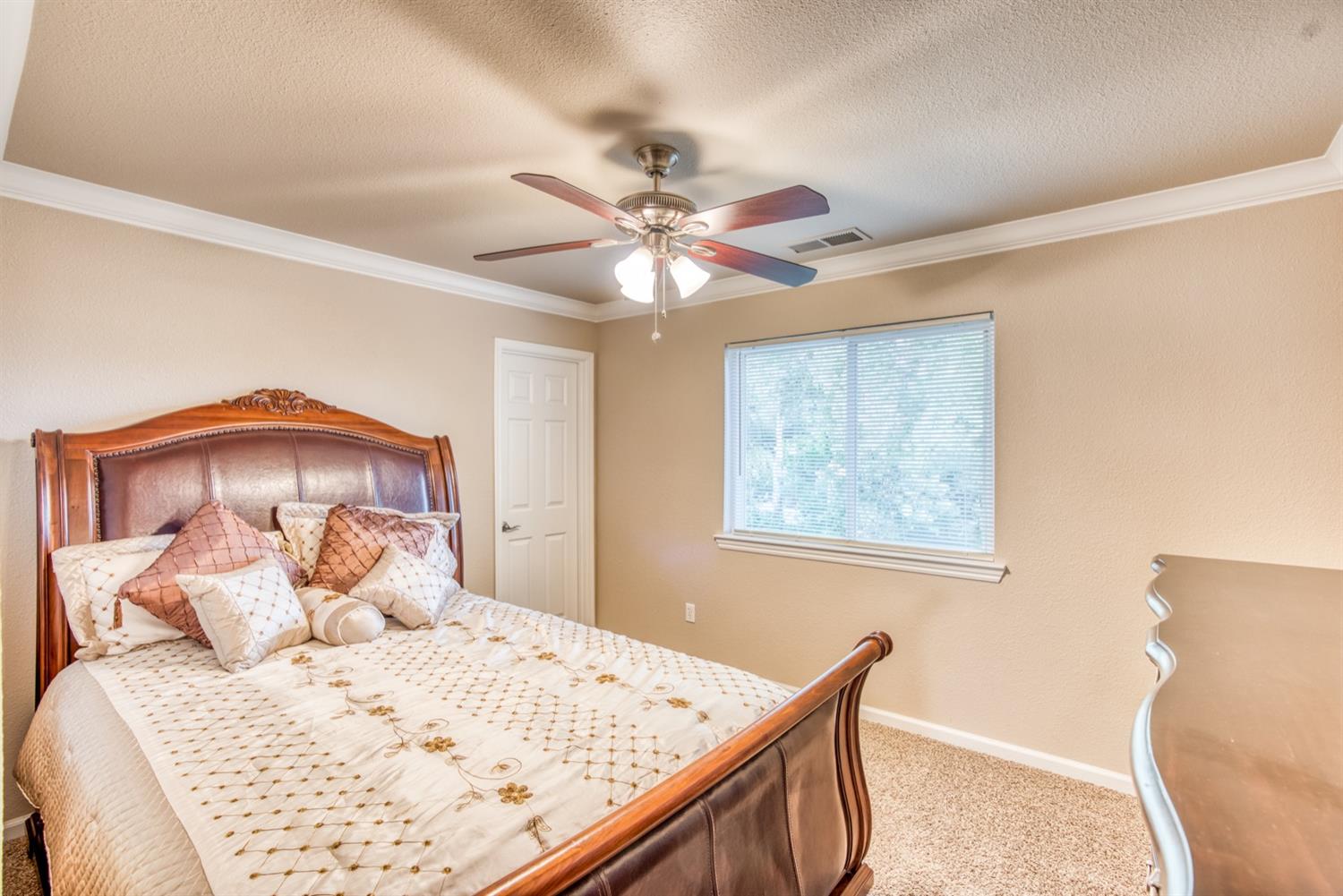 1967 Coventry Avenue Clovis, CA 93611 - Photo 30 of 45