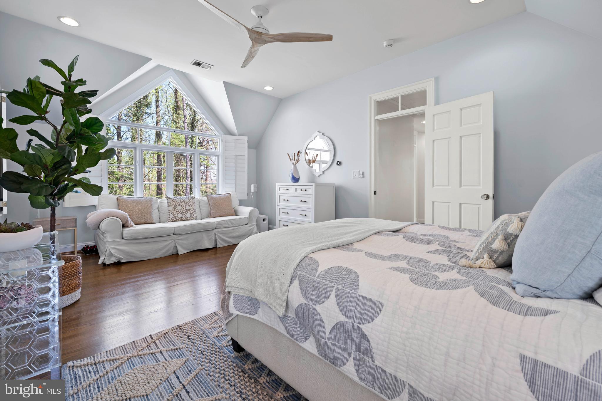 3203 Rolling Road Chevy Chase, MD 20815 - Photo 33 of 78