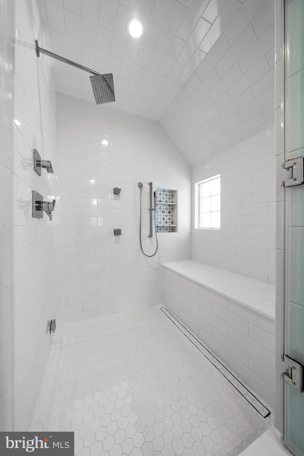 3203 Rolling Road Chevy Chase, MD 20815 - Photo 38 of 78