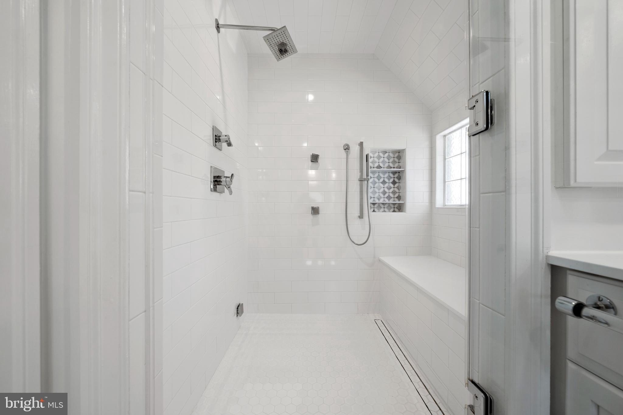 3203 Rolling Road Chevy Chase, MD 20815 - Photo 39 of 78