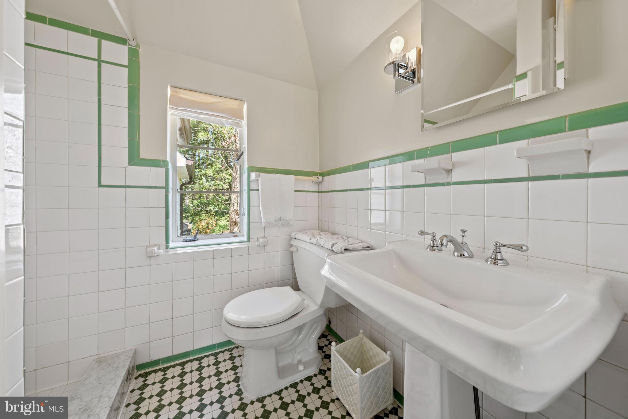 3203 Rolling Road Chevy Chase, MD 20815 - Photo 49 of 78