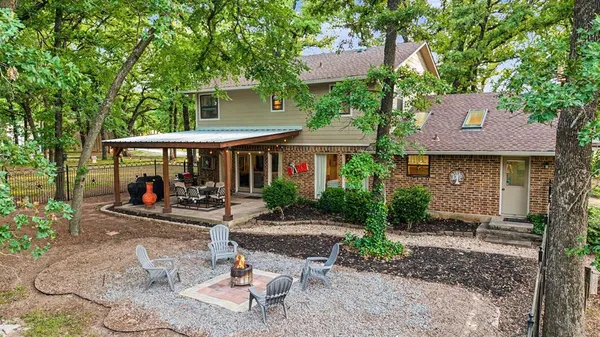 $550,000 | 380 County Road 123, Gainesville, TX 76240