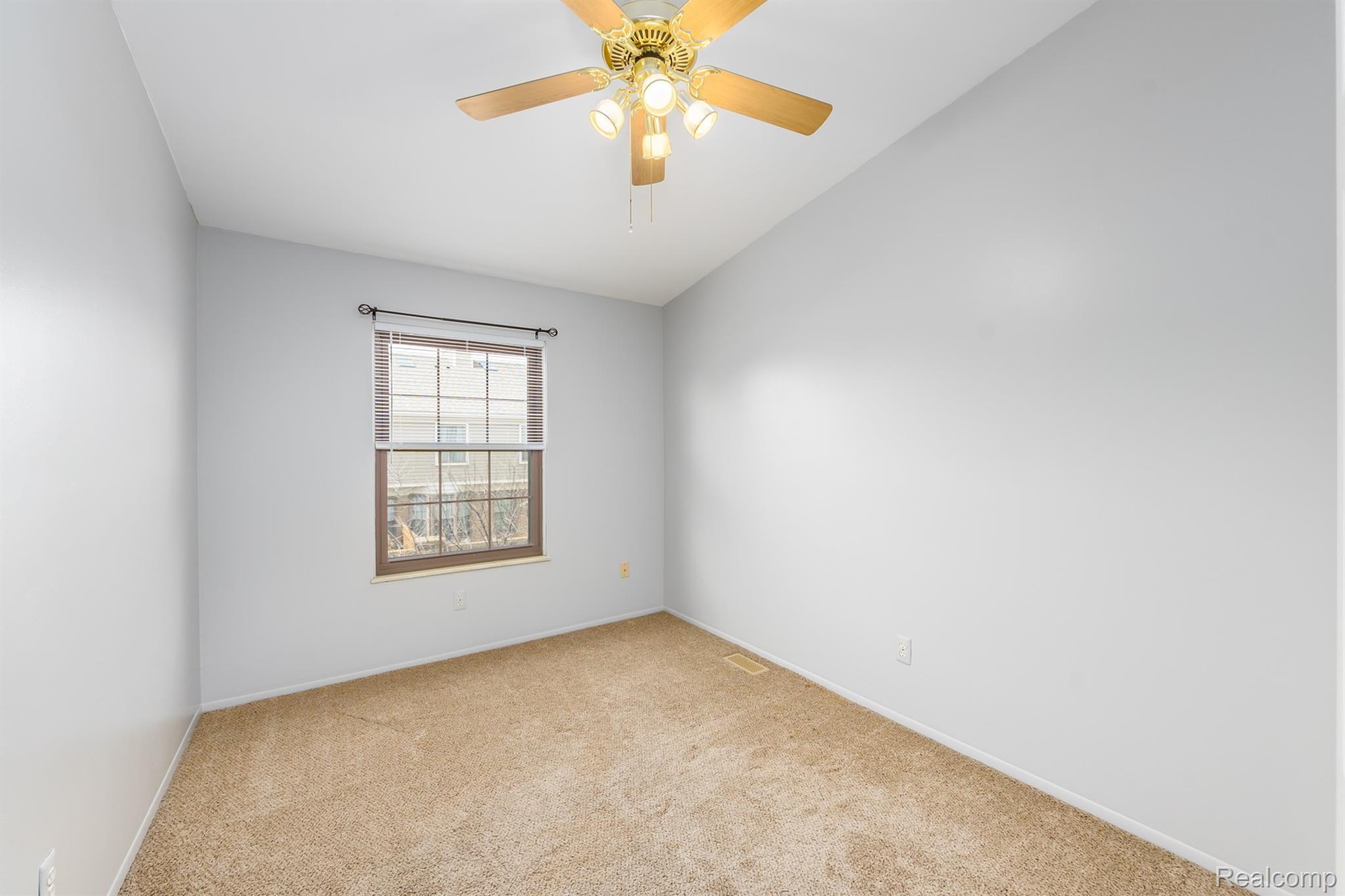 39981 Crosswinds Road Novi, MI 48375 - Photo 10 of 23 Welcome Home (11).jpg